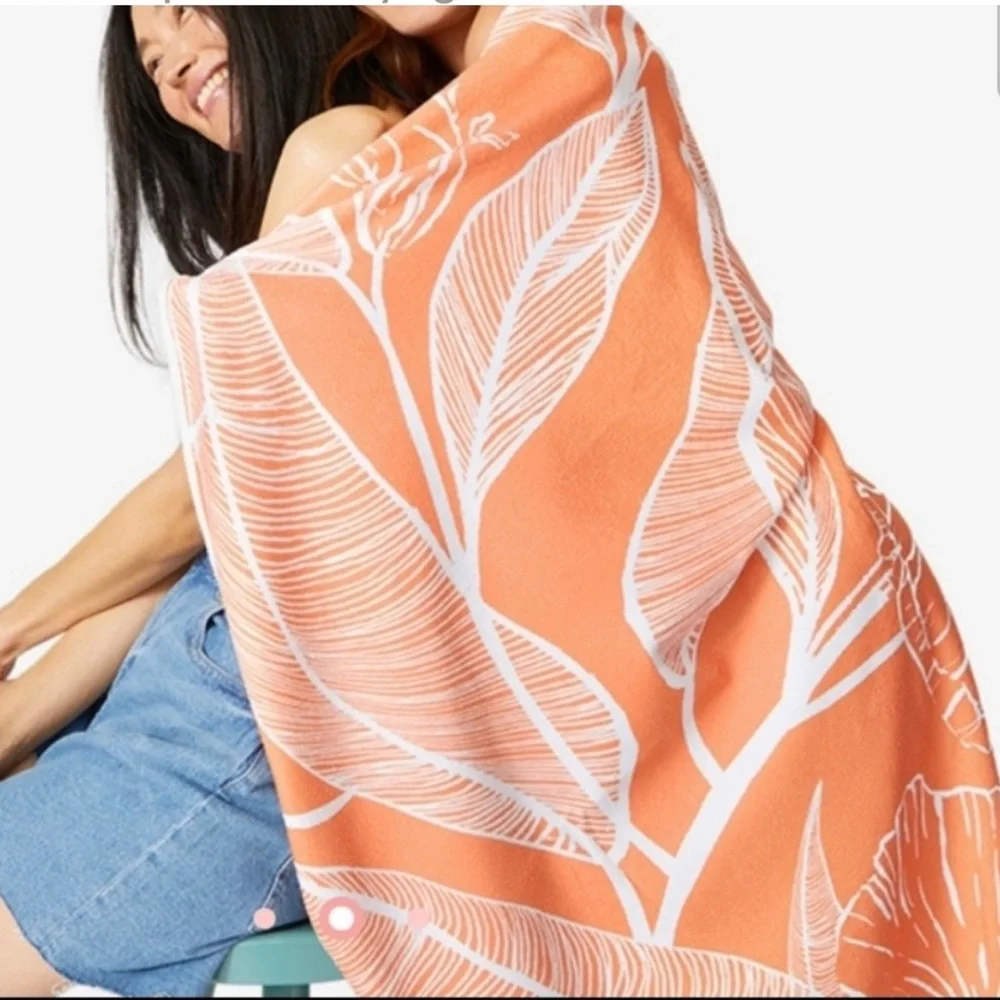 New Summer & Rose‎ Outdoor Roundie